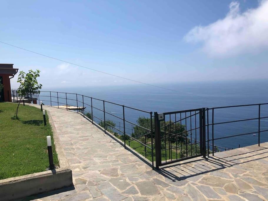 Villa Orangehouse Cinque Terre. Private Parking Riomaggiore Esterno foto