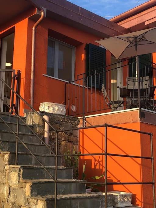Villa Orangehouse Cinque Terre. Private Parking Riomaggiore Esterno foto